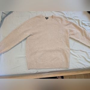Uniqlo Wool Crew Neck Sweater in Light Tan